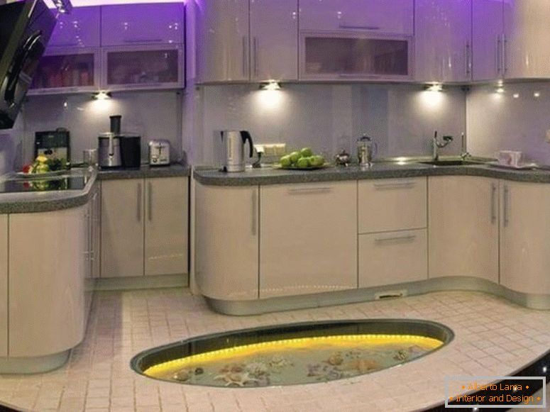 Soffitto e pavimento multilivelli в интерьере кухни-студии