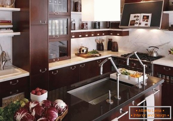 Design della cucina in un piccolo appartamento - foto con un'isola
