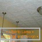 Il design del soffitto con polistirolo espanso