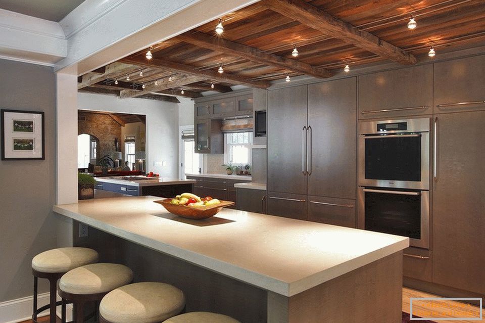 Design del soffitto in cucina