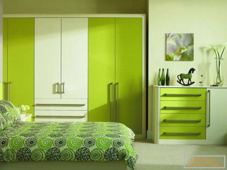 Colore verde chiaro interno della camera da letto
