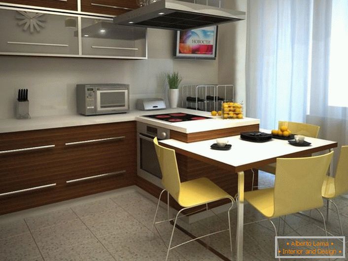 Progetto di progetto per una zona cucina di 12 metri quadrati. La variante di mobili scelta correttamente consente di risparmiare spazio utile.