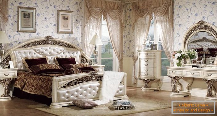Progetto di design per una spaziosa camera da letto in stile barocco.