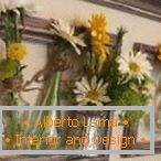 Pannello da cornici, vasi e fiori