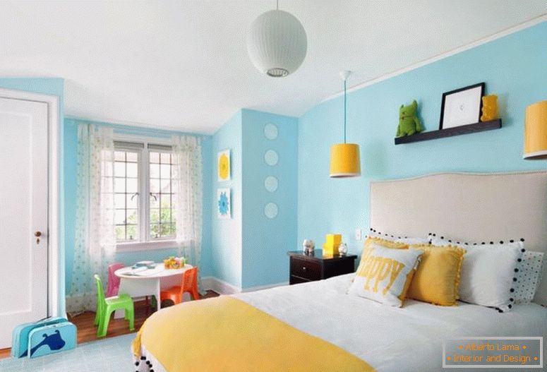 camera da letto-in-giallo-blu-sfondo