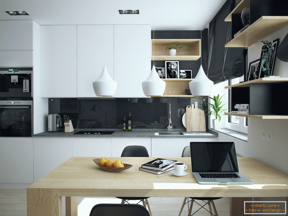 Interno di un piccolo appartamento a colori contrastanti - кухня