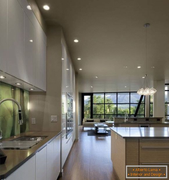 Design della cucina in una casa in stile high-tech