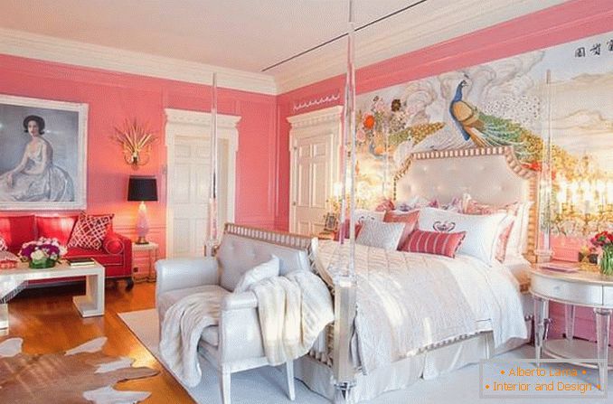 Elegante eclettismo nella camera da letto rosa