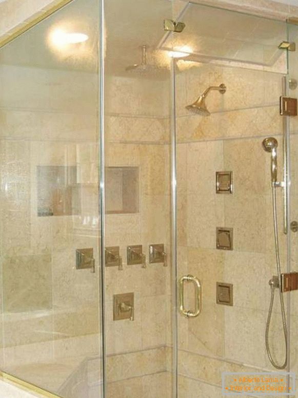 Come fare una doccia con il vapore