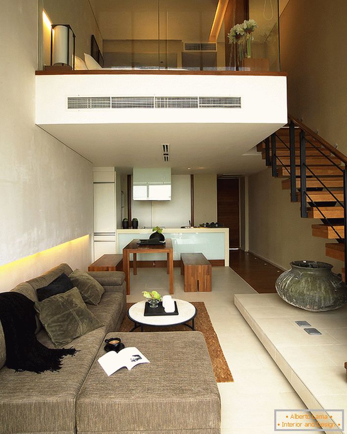 Un appartamento su due livelli è una variante moderna di un'abitazione.