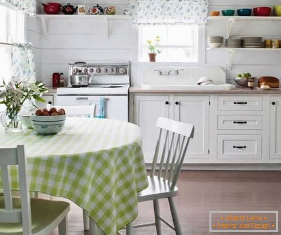 Tende da cucina di colore bianco con una foto modello blu 2016