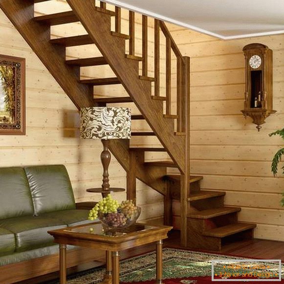 Scale di legno intermedie in una casa privata - design fotografico in stile moderno