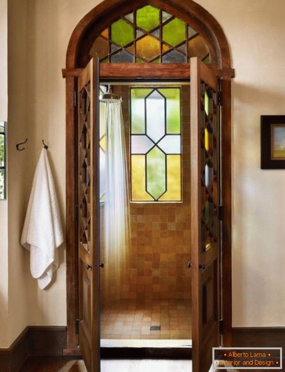 Porta doccia in legno oscillante