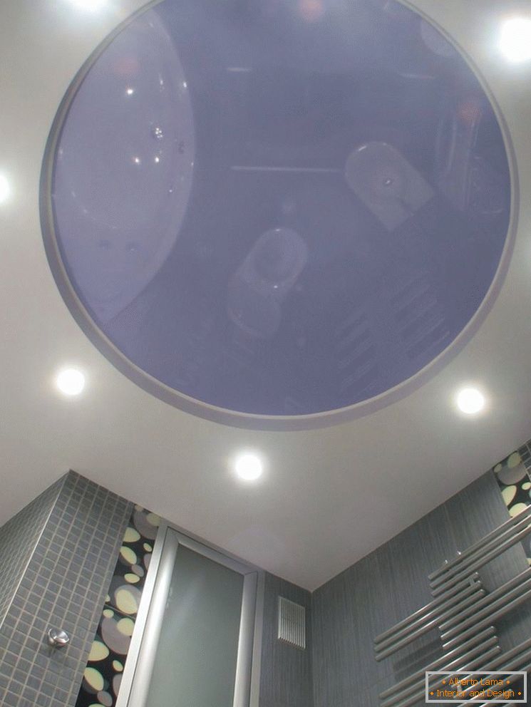 round-duplex-soffitto-in-bagno