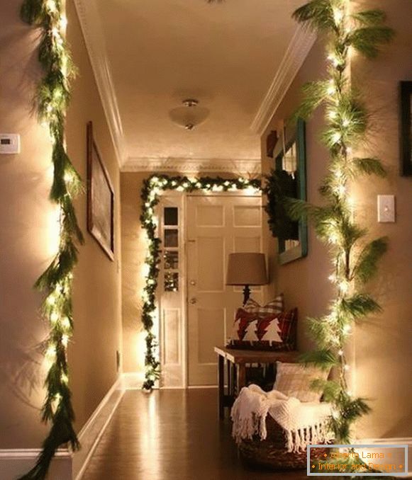 Garland LED bianco - l'idea di decorare una casa per il nuovo anno