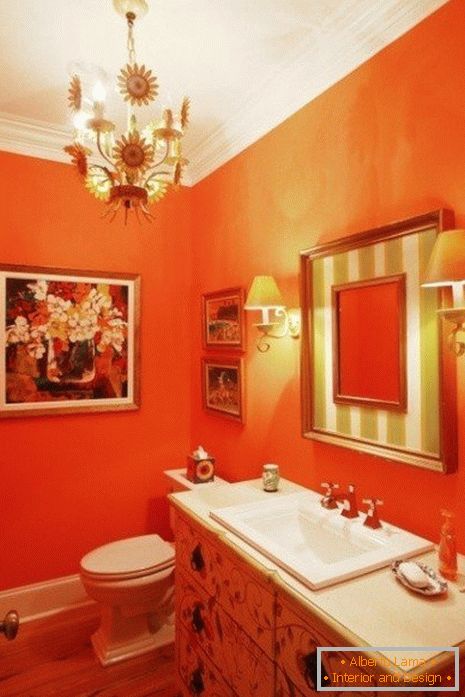 Toilette arancione