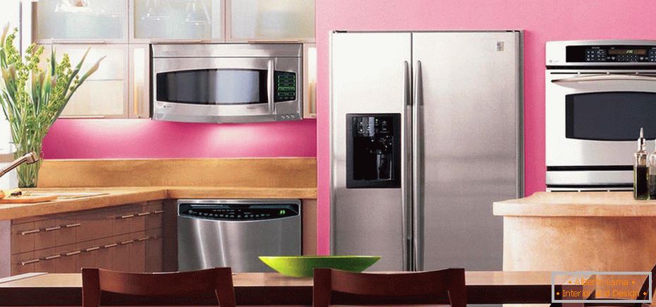 Colore rosa nel design della cucina