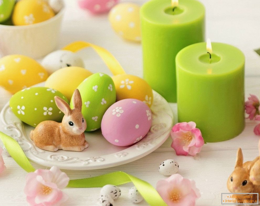 Uova di Pasqua e decorazioni