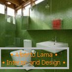 Mosaico verde nella toilette