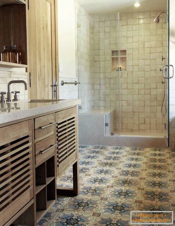 Piastrelle eleganti nella foto di design del bagno