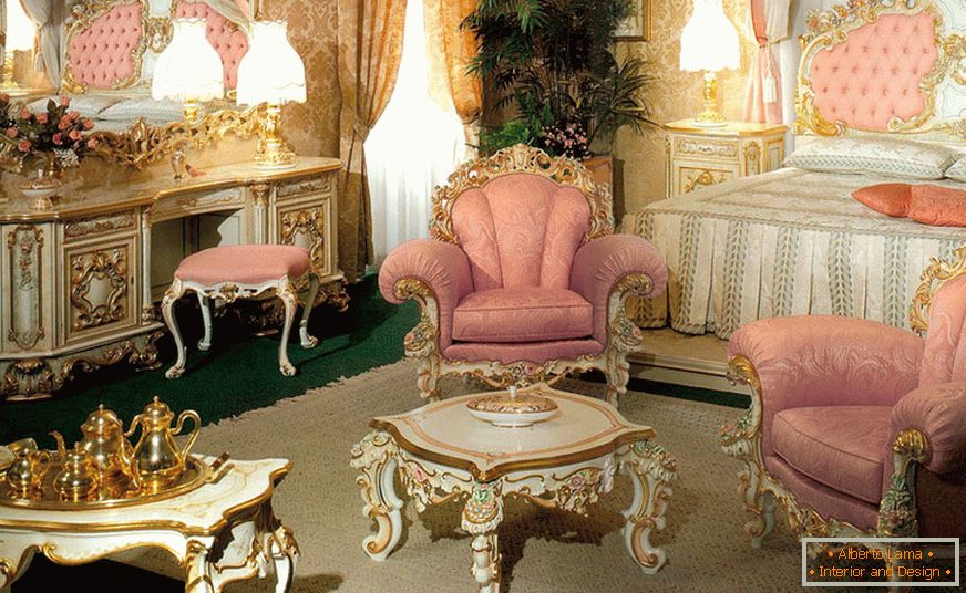 Una dolce camera da letto in stile barocco con toni rosa.