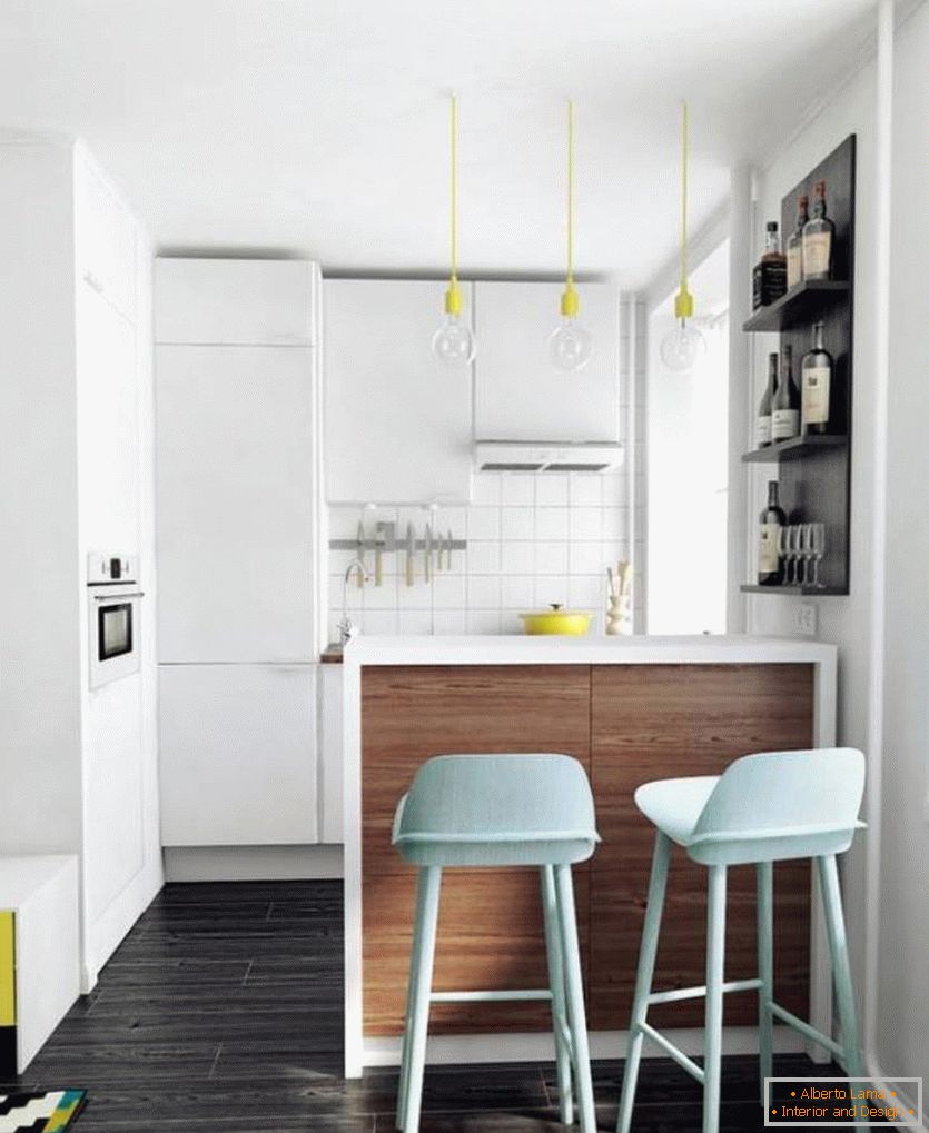 Design della cucina in un piccolo appartamento