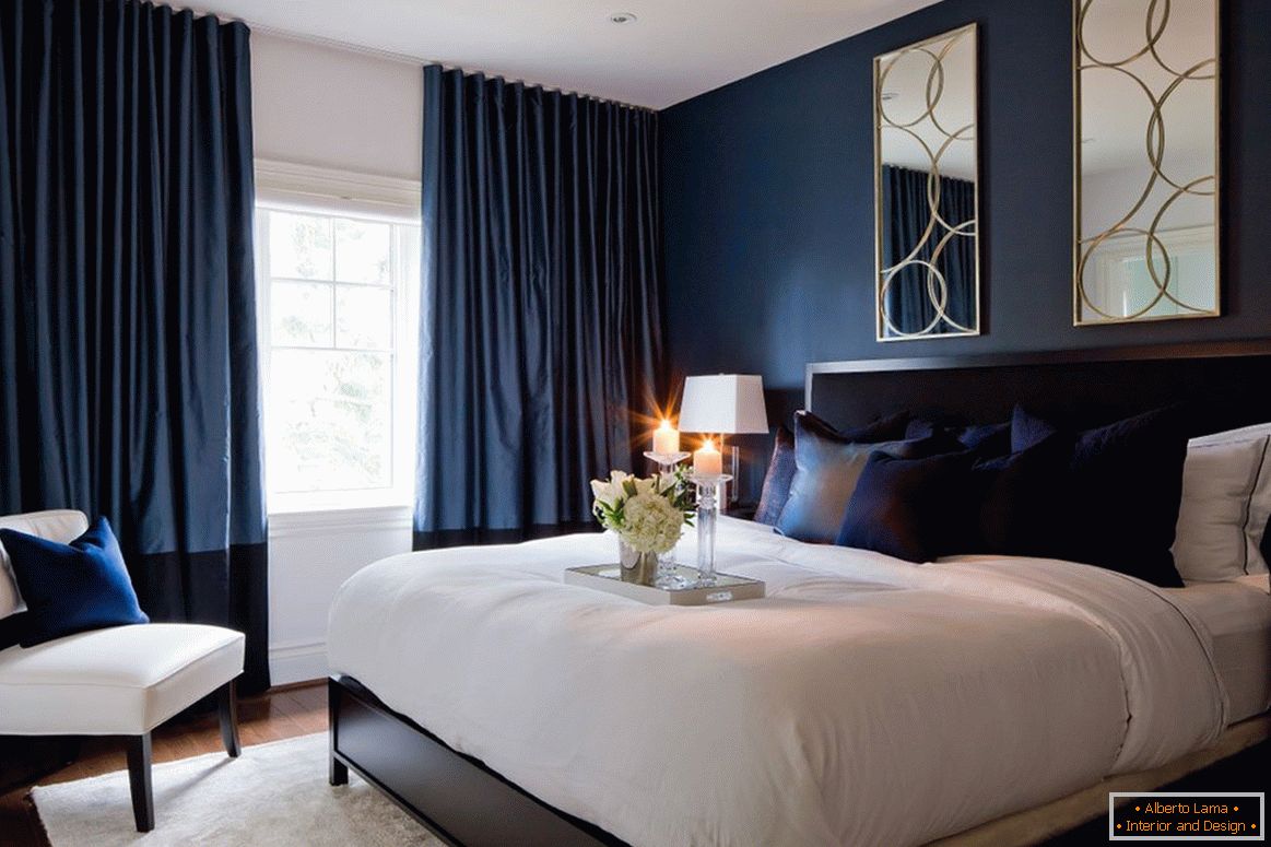 Design della camera da letto in blu