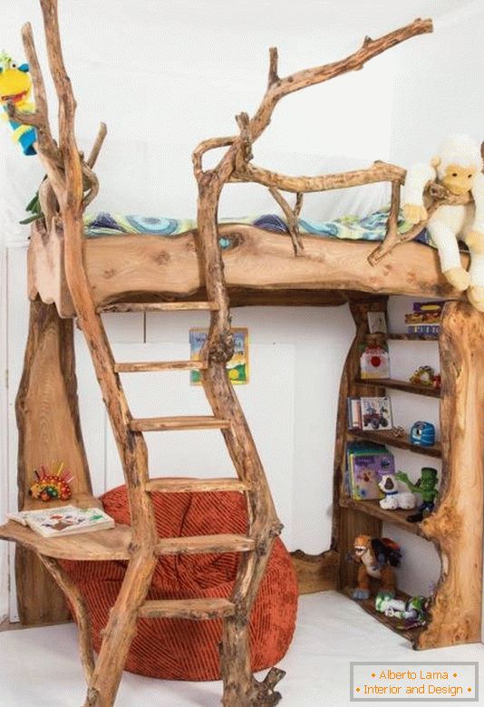 Mobili per bambini fatti in casa fatti di legno