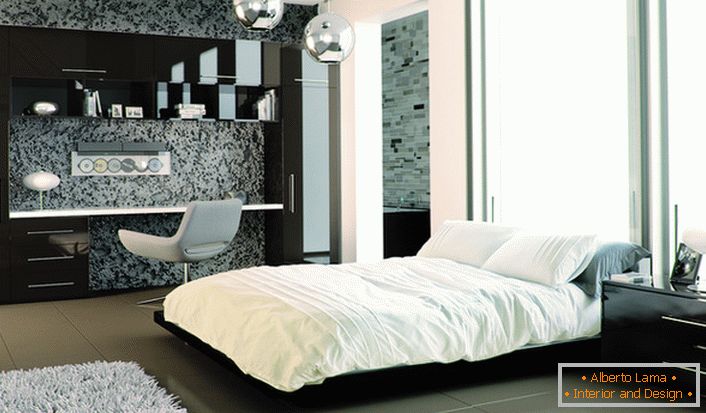 Nel design dei mobili della camera da letto con una superficie lucida viene abbinata con successo a pareti smerigliate.