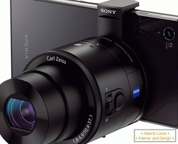 Obiettivo Sony Cyber-shot QX на смартфоне