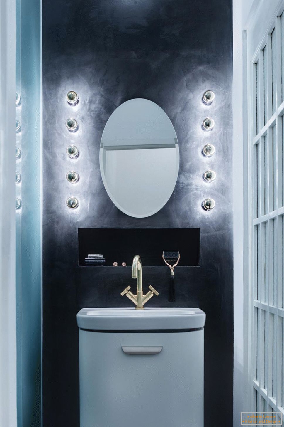 Design moderno di un piccolo appartamento - design del bagno