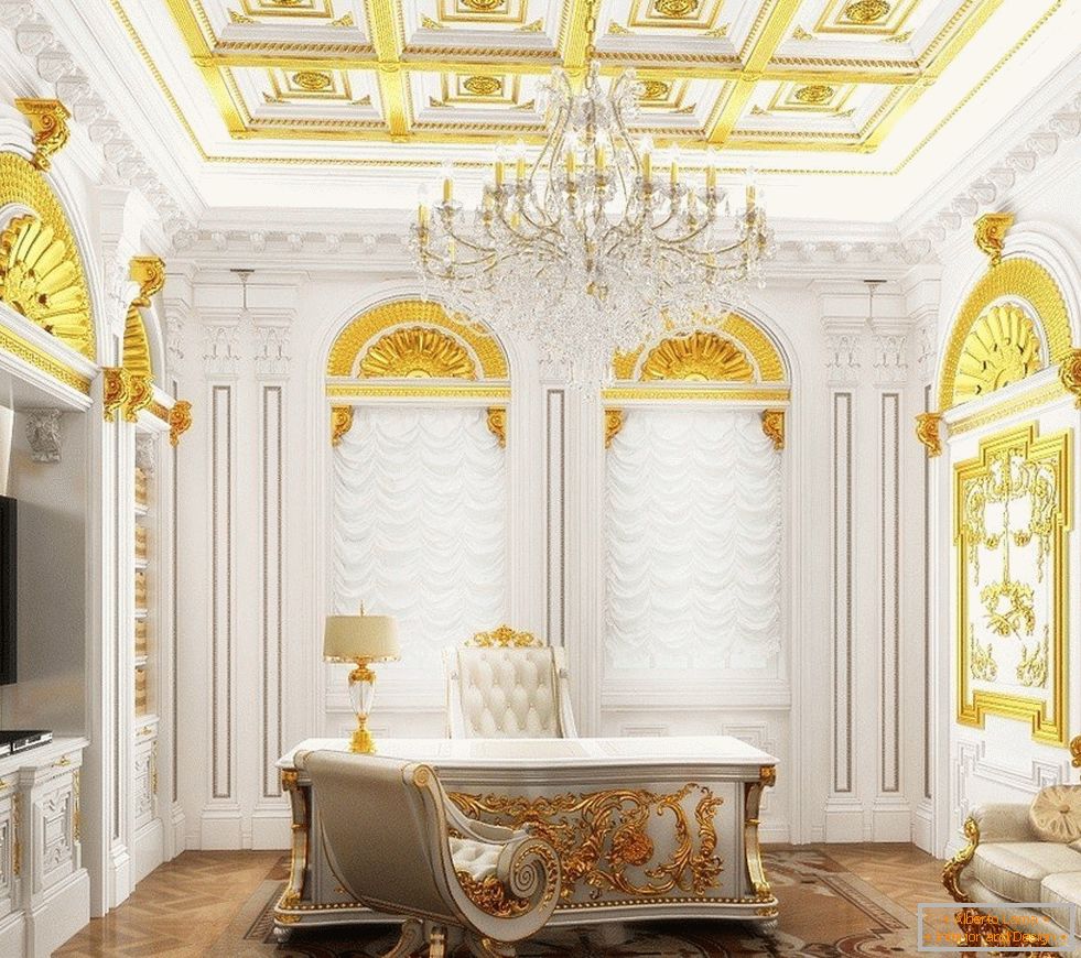 Mobile con interni bianchi e decorazioni in oro