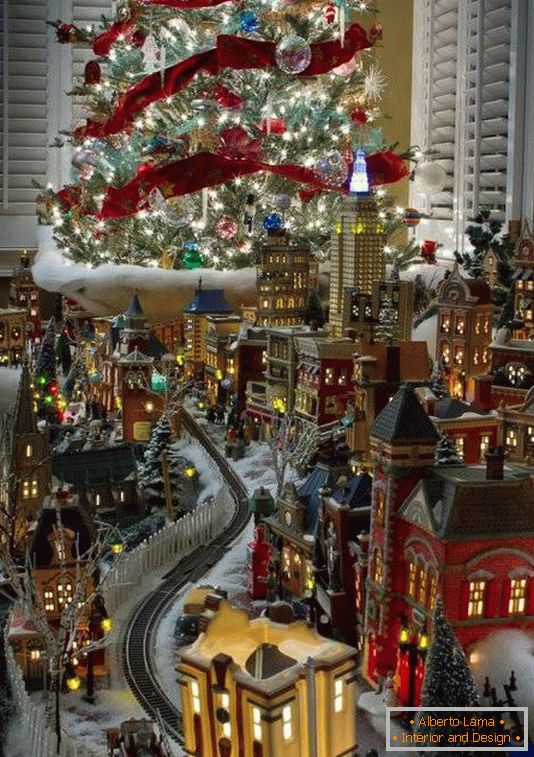 Natale-tree-con-giocattolo-città