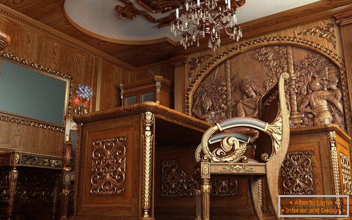 Un ufficio barocco con mobili ben selezionati. Mobili da veri produttori italiani.