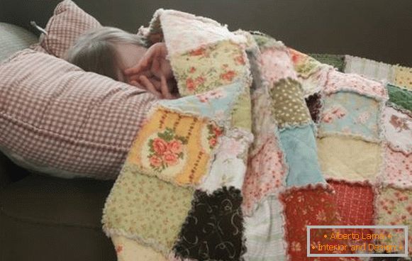 Quilting Yourself - Come realizzare una patchwork