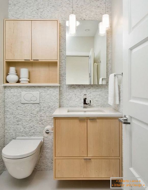 Cabinet sopra l'installazione nella toilette