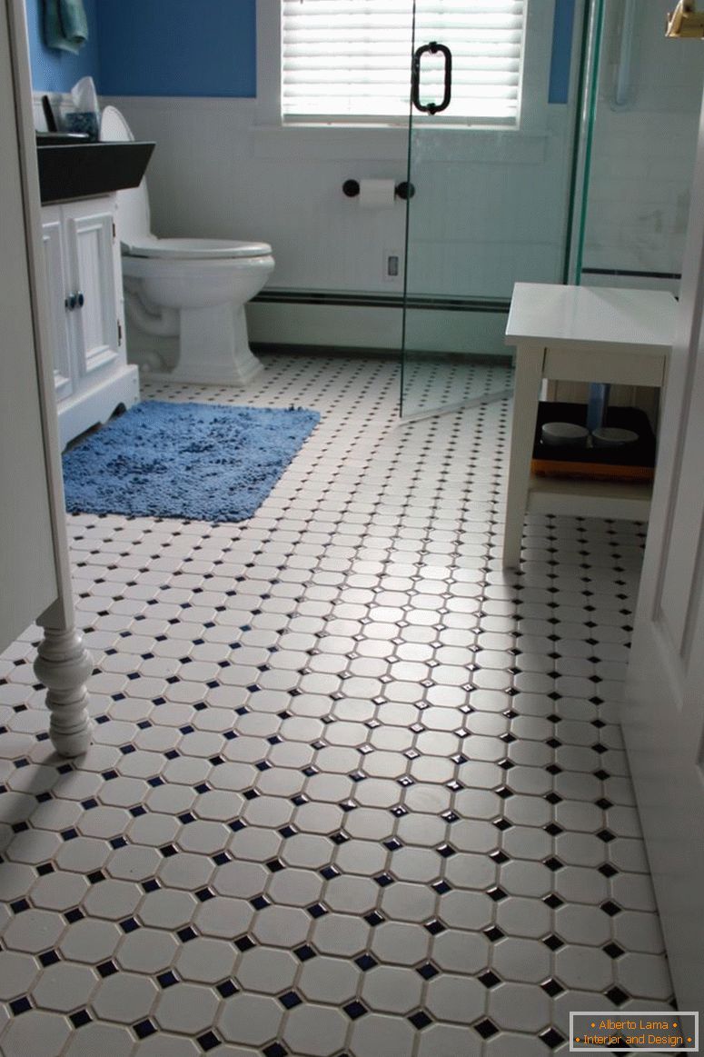 pavimento di piastrelle-bagno-fresco-di-bagno-piano-tile-in-mosaico-floor-tile