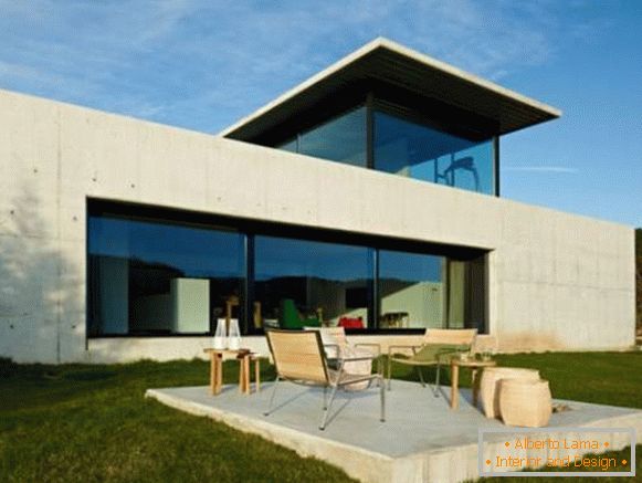 Progettazione di una bella casa in Spagna