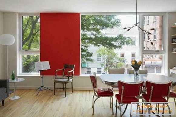 Interior design minimalista di una casa privata