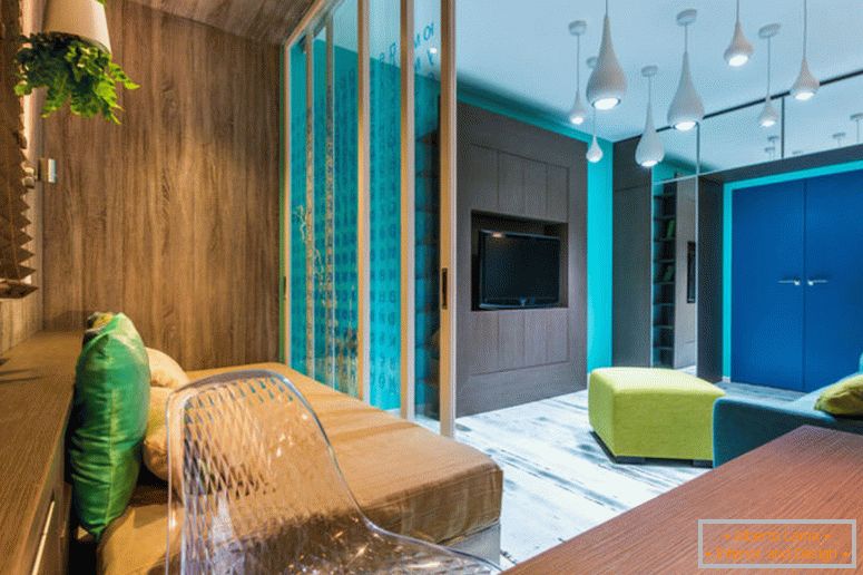 Interior design del soggiorno con accenti luminosi