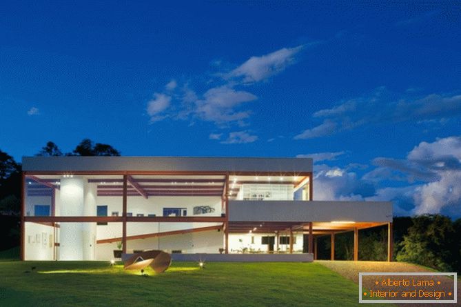 Residenza di campagna a Nova Lima dallo studio degli architetti Denise Macedo Arquitetos Associados